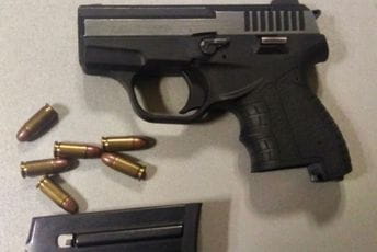 Pretres i hapšenje u Podgorici: Pištolj i municija kod osobe koja je prodavala marihuanu Ilustracija