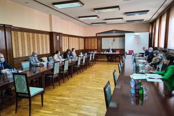 Tužilački savjet poništio sve oglase za rukovodeće pozicije u 11 tužilaštava Tužilački savjet poništio sve oglase za rukovodeće pozicije u 11 tužilaštava