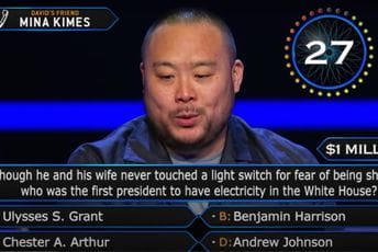 Osvojio milion dolara u kvizu: Dao sve u dobrotvorne svrhe (VIDEO) Osvojio milion dolara u kvizu: Dao sve u dobrotvorne svrhe (VIDEO)