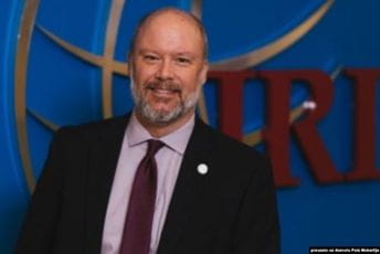 Mekarti: Odnosi će se poboljšati, važno da Srbija poštuje suverenitet Crne Gore Mekarti: Odnosi će se poboljšati, važno da Srbija poštuje suverenitet Crne Gore