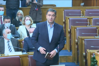 Medojević o Krivokapićevom pozivu Đukanoviću: Lijepa riječ i Milova vrata otvara Medojević o Krivokapićevom pozivu Đukanoviću: Lijepa riječ i Milova vrata otvara