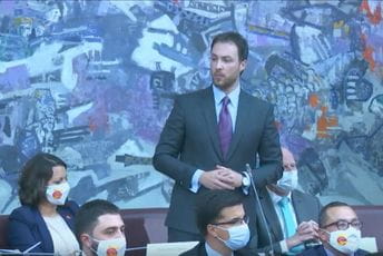 Milačić: Ja sam palio NATO zastavu, ne Savović Milačić: Ja sam palio NATO zastavu, ne Savović