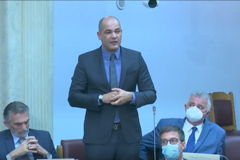 Božović: Odluka o budžetu nakon izjašnjenja o prijedlozima DF-a Božović: Odluka o budžetu nakon izjašnjenja o prijedlozima DF-a