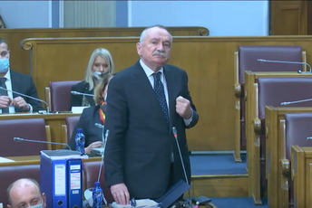 Uz poslaničku zaradu, Branko Radulović prima i dvije penzije Uz poslaničku zaradu, Branko Radulović prima i dvije penzije