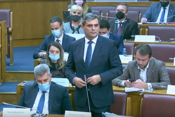 Ibrahimović: Bošnjačka stranka se vraća u parlament Ibrahimović: Bošnjačka stranka se vraća u parlament