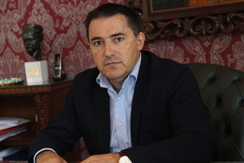 Martinović: Abazović neprijavljivanjem da mu je nuđen mito rizikuje krivičnu odgovornost Martinović: Abazović neprijavljivanjem da mu je nuđen mito rizikuje krivičnu odgovornost