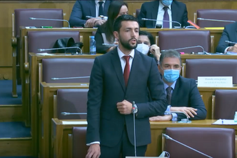 Živković: Opsesija DPS-om gura novu većinu u nastavak opozicionog djelovanja Živković: Opsesija DPS-om gura novu većinu u nastavak opozicionog djelovanja