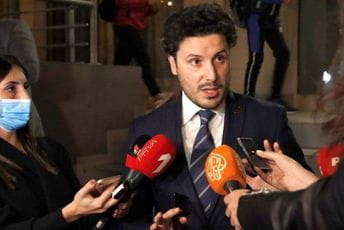 Abazović: Naredna godina biće veoma teška za ekonomiju Abazović: Naredna godina biće veoma teška za ekonomiju