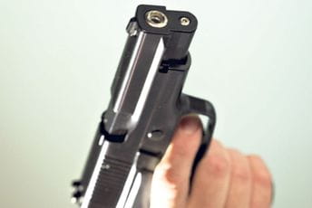 Kolašinac uhapšen zbog vrijeđanja Đukanovića i šenlučenja Kolašinac uhapšen zbog vrijeđanja Đukanovića i šenlučenja