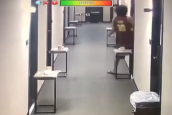 Kažnjen zbog kršenja izolacije na nekoliko sekundi Kažnjen zbog kršenja izolacije na nekoliko sekundi