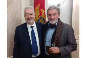 Savović: Prisustvovao sam paljenju NATO zastave iz revolta prema vlasti Savović: Prisustvovao sam paljenju NATO zastave iz revolta prema vlasti