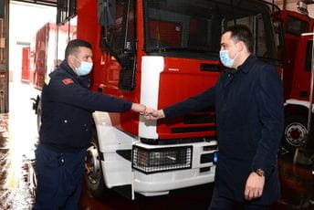 Vuković: Vatrogasci najvrijedniji resurs Službe i zaslužuju posebnu zahvalnost i poštovanje Vuković: Vatrogasci najvrijedniji resurs Službe i zaslužuju posebnu zahvalnost i poštovanje