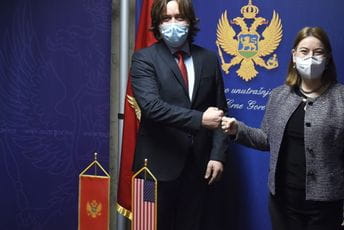 Sekulović – Rajnke: Kroz reforme do boljih rezultata u borbi protiv svih oblika kriminala i korupcije Sekulović – Rajnke: Kroz reforme do boljih rezultata u borbi protiv svih oblika kriminala i korupcije