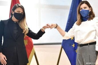 Srzentić – Popa: Reforma javne uprave prioritet EU integracija Srzentić – Popa: Reforma javne uprave prioritet EU integracija