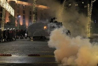 U Albaniji još jedan protest zbog ubistva mladića: Dolje diktatura U Albaniji još jedan protest zbog ubistva mladića: Dolje diktatura