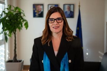 Popa: Vjerske slobode su važne ali zdravlje je na prvom mjestu Oana Kristina Popa