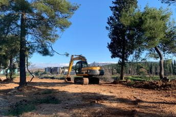 Uskoro novi parking kod Ekonomskog fakulteta sa oko 30 parking mjesta Uskoro novi parking kod Ekonomskog fakulteta sa oko 30 parking mjesta