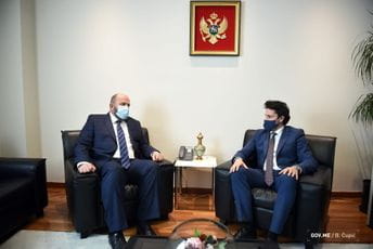 Abazović sa Fejzićem: Čuvajući međuvjerski sklad jačamo građansku Crnu Goru Abazović sa Fejzićem: Čuvajući međuvjerski sklad jačamo građansku Crnu Goru