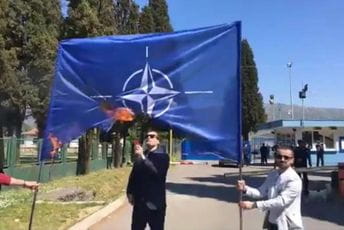 DPS: I Bojanić palio NATO zastavu DPS: I Bojanić palio NATO zastavu