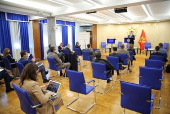 Bečić: Nadzorna uloga parlamenta neopravdano potisnuta Bečić: Nadzorna uloga parlamenta neopravdano potisnuta