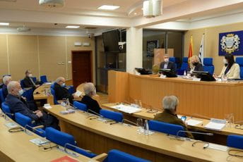 Husein-Ceno Tuzović dobitnik Nagrade „19.decembar“, posthumno nagrađeni prim. dr Paša Divanović i Novka Ubović Husein-Ceno Tuzović dobitnik Nagrade „19.decembar“, posthumno nagrađeni prim. dr Paša Divanović i Novka Ubović