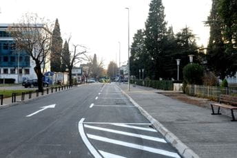 Obnovljena spomen ploča igračima FK Budućnost Obnovljena spomen ploča igračima FK Budućnost