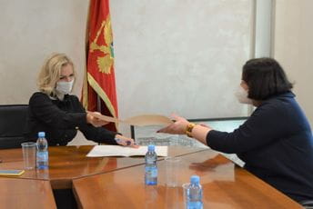 Litvanija donirala Crnoj Gori medicinsku opremu vrijednu 20.000 eura Litvanija donirala Crnoj Gori medicinsku opremu vrijednu 20.000 eura