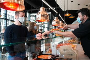 U trgovinama 7.200 radnika manje, u građevinarstvu 4.700 U trgovinama 7.200 radnika manje, u građevinarstvu 4.700