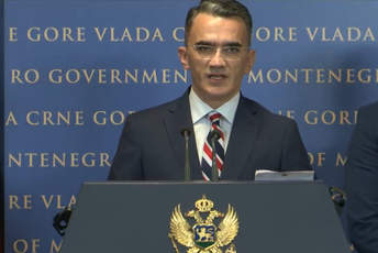 Leposavić: Vlada opredijeljena da čuva i razvija kulturnu i vjersku raznolikost, a ne da njome manipuliše Leposavić: Vlada opredijeljena da čuva i razvija kulturnu i vjersku raznolikost, a ne da njome manipuliše