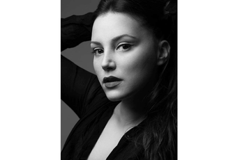 Zvončica sa šljokicama Jovana ŠARAC