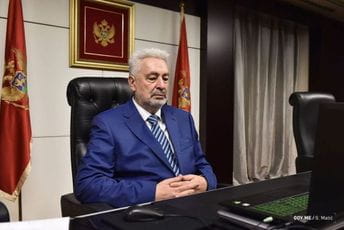 Krivokapić: Država Crna Gora će ulagati u razvoj zdravstvenog sistema Krivokapić: Država Crna Gora će ulagati u razvoj zdravstvenog sistema