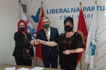 Potpisali Patriotsku dekalaraciju u Nikšiću Potpisali Patriotsku dekalaraciju u Nikšiću