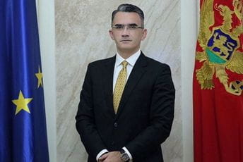 Vladimir Jovanović: Lex specialis za najveću pljačku Crne Gore Vladimir Jovanović: Lex specialis za najveću pljačku Crne Gore