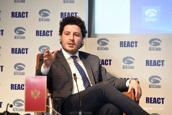 Abazović saslušan o prijetnjama, korupcija u izviđaju Abazović saslušan o prijetnjama, korupcija u izviđaju