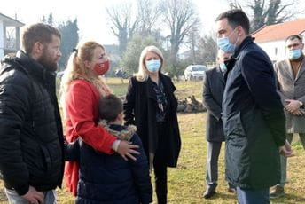 Lukići dobijaju novi dom, radovi startuju sjutra Lukići dobijaju novi dom, radovi startuju sjutra