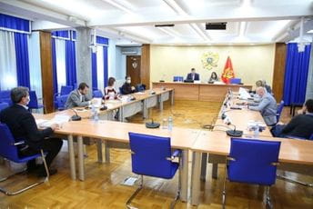 Nema hapšenja poslanika bez odobrenja plenuma Nema hapšenja poslanika bez odobrenja plenuma