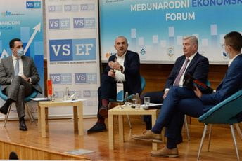 Vuković: Mladi su najvažniji razvojni resurs Crne Gore Vuković: Mladi su najvažniji razvojni resurs Crne Gore