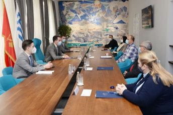 Glavni grad pomogao podgoričke ugostitelje sa 80.000 eura Glavni grad pomogao podgoričke ugostitelje sa 80.000 eura