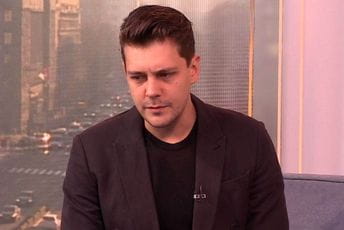 Biković zbog podrške Rusiji ostao bez uloge u seriji „The White Lotus“ Biković zbog podrške Rusiji ostao bez uloge u seriji „The White Lotus“