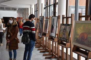 Dodijeljene nagrade za najbolja umjetnička djela Dodijeljene nagrade za najbolja umjetnička djela