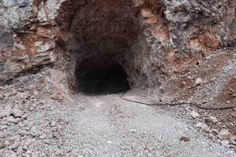 Intenzivni radovi na Đalovića pećini: Počela izgradnja servisnog objekta Intenzivni radovi na Đalovića pećini: Počela izgradnja servisnog objekta