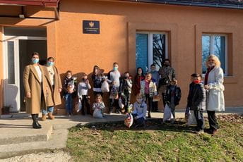 Rotaract klub Podgorica donirao 114 novogodišnjih paketića Rotaract klub Podgorica donirao 114 novogodišnjih paketića