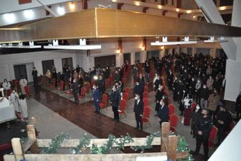 Bečić u Tuzima prisustvovao božićnoj misi Bečić u Tuzima prisustvovao božićnoj misi