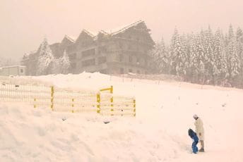 Ski centar Kolašin 1450 dobio struju, otvoren za posjetioce Ski centar Kolašin 1450 dobio struju, otvoren za posjetioce