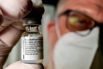 Bajontek počeo s razvojem vakcine protiv omikron soja koronavirusa Bajontek počeo s razvojem vakcine protiv omikron soja koronavirusa