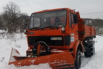 Ekipe Puteva čiste snijeg na više putnih pravaca Ekipe Puteva čiste snijeg na više putnih pravaca