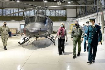 Injac posjetila vojni aerodrom u Golubovcima: Nastaviti sa reformama odbrambenog sistema Injac posjetila vojni aerodrom u Golubovcima: Nastaviti sa reformama odbrambenog sistema