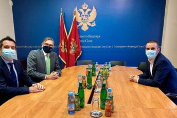 Spajić: Što prije osnovati novu avio- kompaniju Spajić: Što prije osnovati novu avio- kompaniju