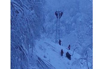 Dio sjevera i dalje bez struje, najteža situacija u Andrijevici Dio sjevera i dalje bez struje, najteža situacija u Andrijevici