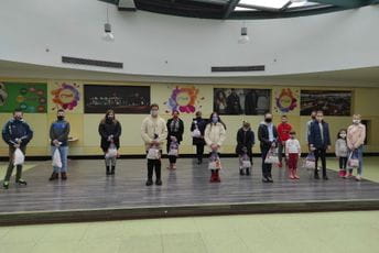 Telekom i ove godine podržao humanitarnu akciju NVO Dječiji edukativni centar Pčelica Telekom i ove godine podržao humanitarnu akciju NVO Dječiji edukativni centar Pčelica